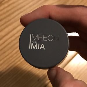 Meech and Mia Copper eyeshadow